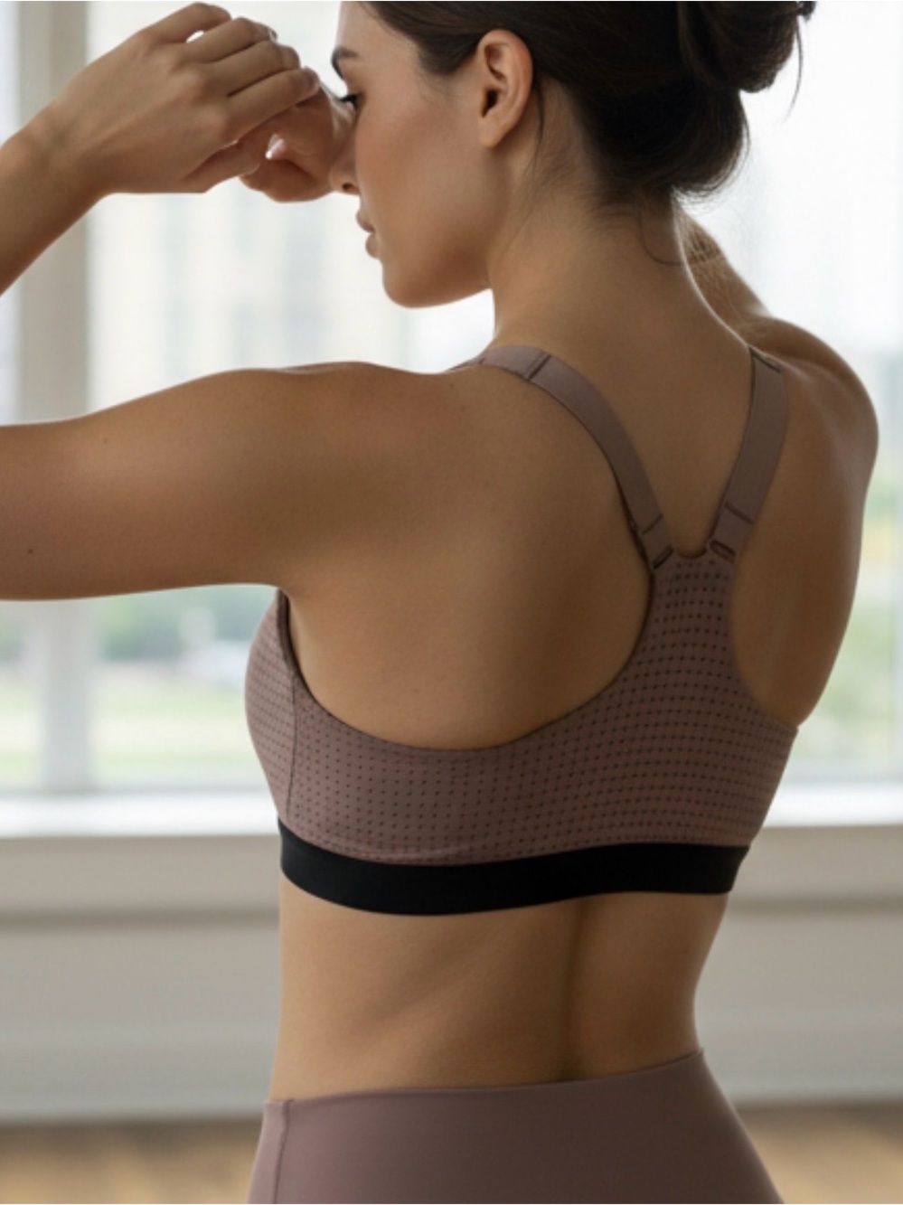 Victoria's Secret VSX Lightweight Mesh 2.0 Sports Bra Bare Taupe 32B
